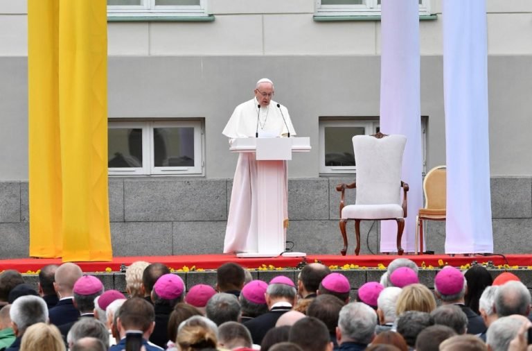 Pope Francis – Vilnius – Meeting with Authorities 22-09-2018