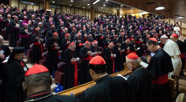 Synod ends, calling women’s inclusion in Catholic leadership a ‘duty of justice’