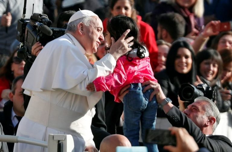 Where there are lies, there can be no love, pope says