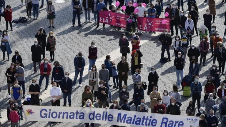 Pope Francis prays for people suffering from rare diseases