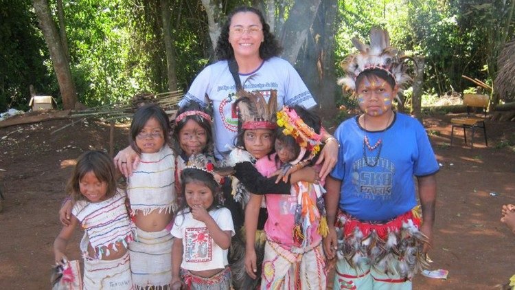 Brazil: Finding God in the faces of Indigenous children | Catholic Media