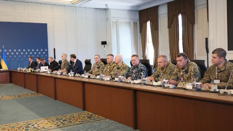 Ukrainian-Russian peace talks held despite fighting