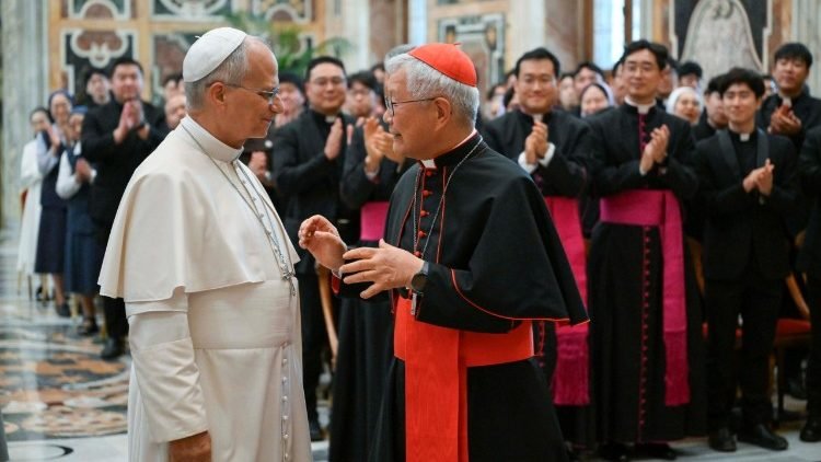 Pope urges Korean priests and religious to ‘bear witness to reconciliation’